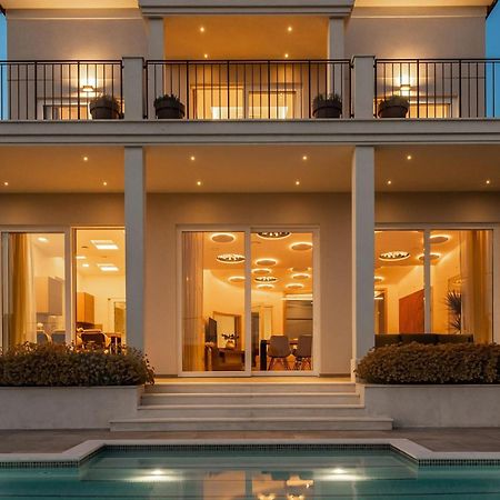 Villa Margo Loretta Šmrika Kültér fotó